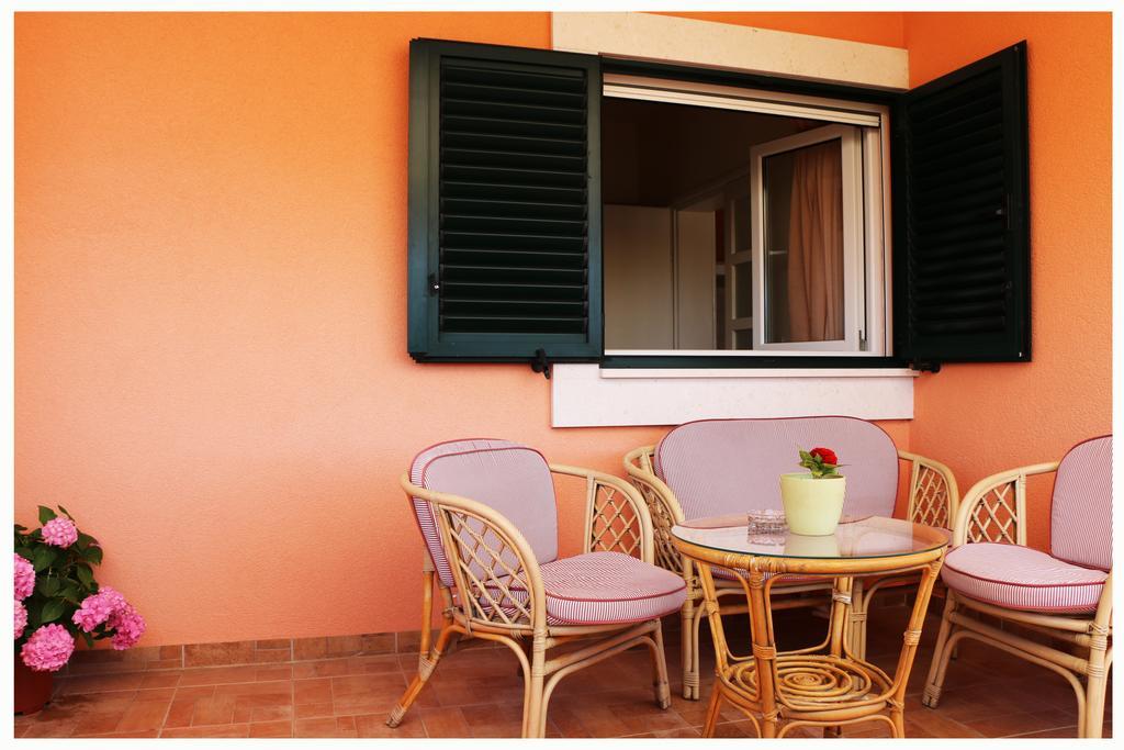 Villa Marica Primosten Exterior photo